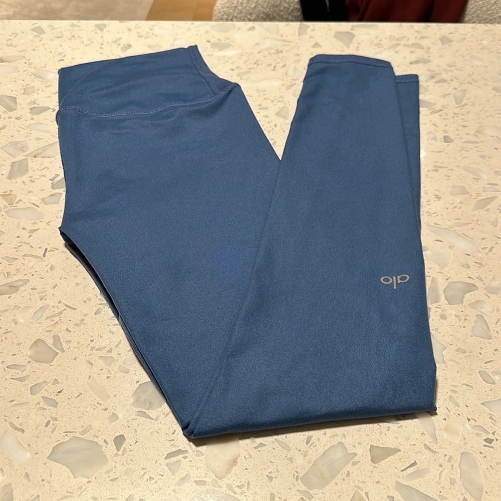 Alo High Waist  Leggings Size Medium 30in inseam